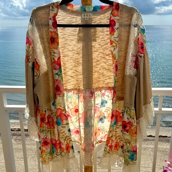 POL Floral Lace Kimono NWOT - Picture 1 of 7